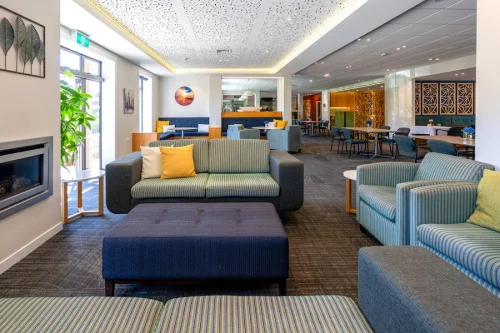 Whitby Lakes Retirement Village